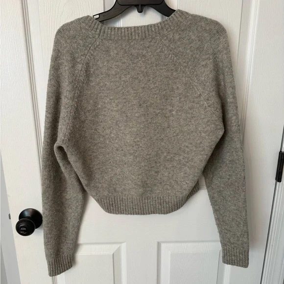 ZARA Button-Up Cardigan - Picture 2 of 8